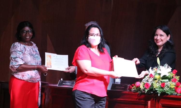 FCM gradúa a 39 profesionales de la salud en Diplomado de Lactancia Materna