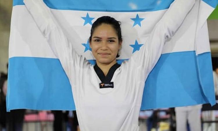 UNAH gana sus primeras 4 medallas de oro, 1 plata y 2 de bronce en el primer día de Taekwondo