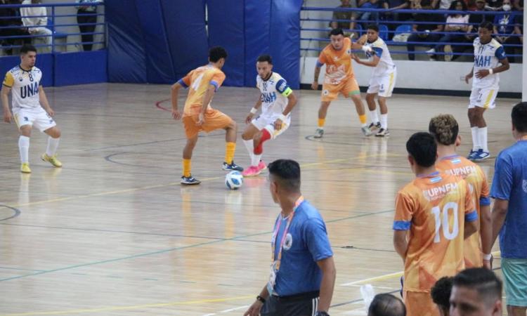 ¡Los Pumas gruñeron fuerte! Jornada decisiva para la UNAH en Futsala