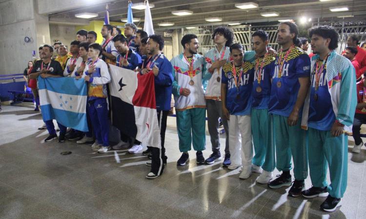 UNAH sumó dos medallas de bronce en el segundo y último día de competencia en Karate