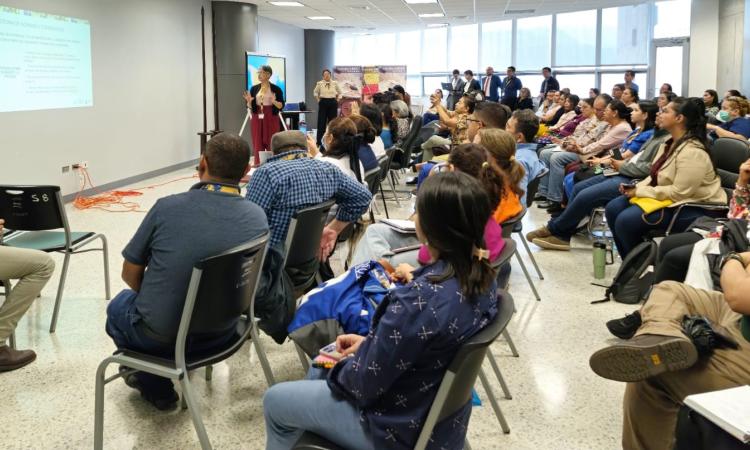 UNAH capacita a personal para aplicación virtual de la PHUMA