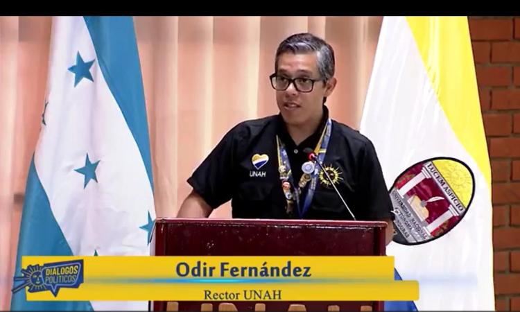  Diálogos políticos: UNAH exige propuestas y visión de país a candidatos