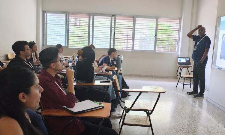 Habilidades blandas toman protagonismo en Colaeiq Honduras 2025