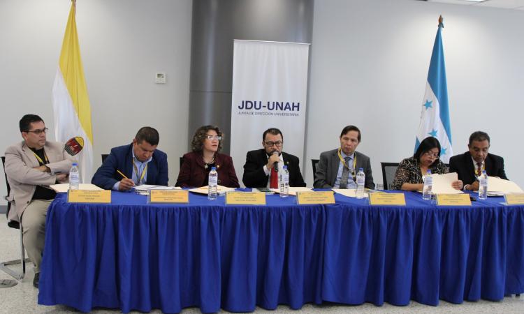 Candidatos a cargo de director (a) de UNAH Campus Copán presentan su plan de trabajo