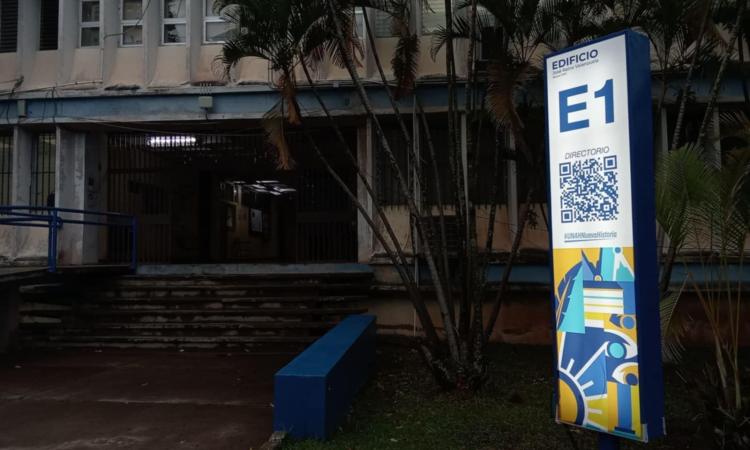 Dircom instala y moderniza tótems informativos para orientar a la comunidad universitaria