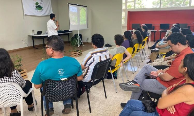 UNAH y Coeas trabajan para concientizar el cuidado de áreas protegidas