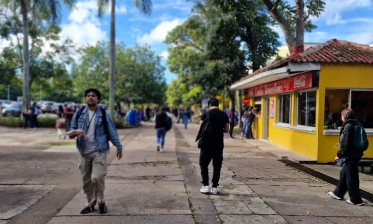 Investigación de tesis expone que la ansiedad y depresión registran cifras altas en población universitaria