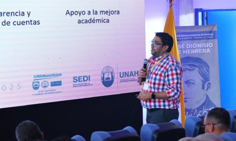 UNAH se observa por primera vez en 360° y en tiempo real gracias a su nuevo Data Warehouse Institucional