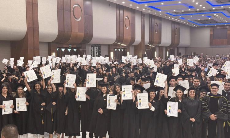 UNAH Campus Cortés gradúa 475 nuevos profesionales, más del 50 % con mención honorífica