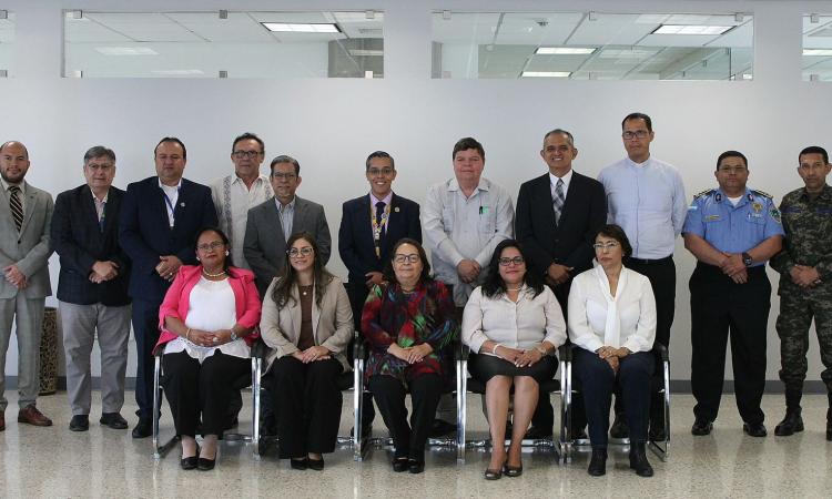 Universidades buscarán incidir en el voto consciente y el fortalecimiento democrático, afirma rector de la UNAH