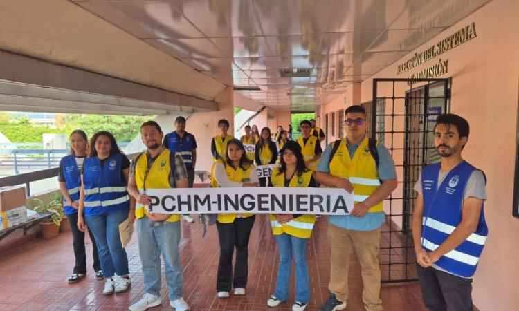 UNAH aplica prueba de conocimientos matemáticos a aspirantes de ingeniería provenientes de otras universidades