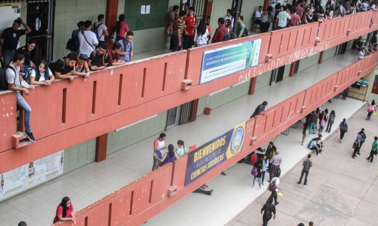 UNAH anuncia los primeros programas de posdoctorados del país