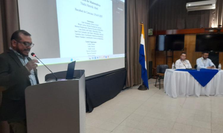 Inauguran Semana de Matemáticas