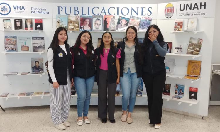 ¿Sabías que la Dirección de Cultura recibió a futuras profesionales de la Carrera de Trabajo Social en Ciudad Universitaria?