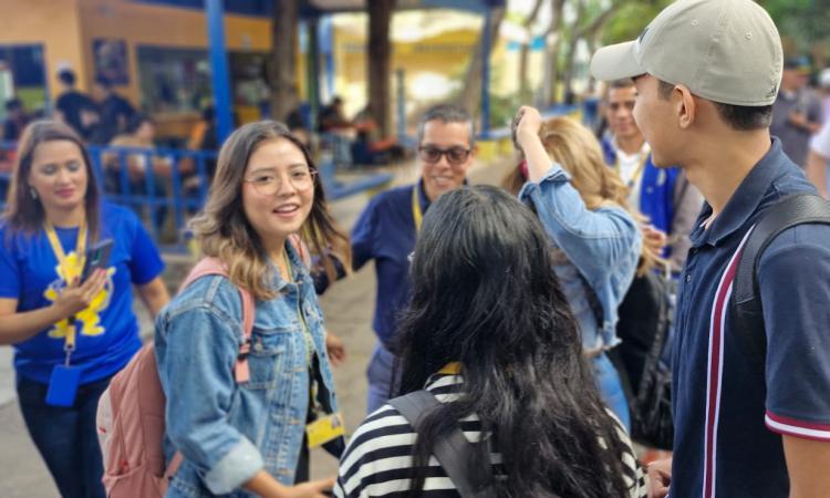 Rector destaca aumento en la matrícula estudiantil para el tercer periodo académico