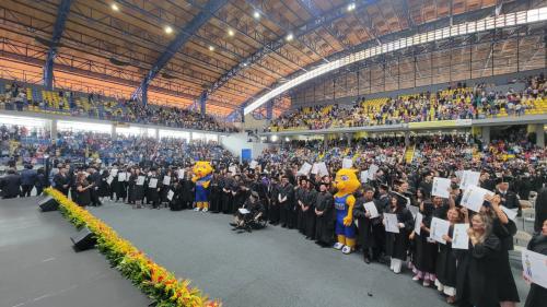 df2e3ed5 9d24 45ea 9fe6 c698233482df