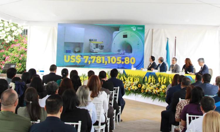 Con millonaria inversión en tecnología de punta, UNAH reinaugura servicios de imágenes biomédicas 