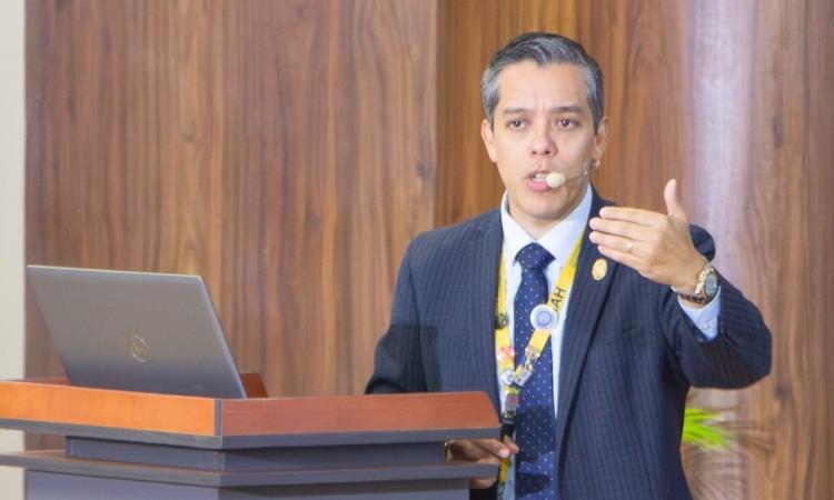 Rector Fernández: Proyectamos matrícula de 80,000 estudiantes para 2026, pero se requiere cumplimiento de transferencias financieras