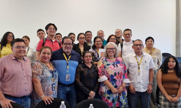 UNAH recibe a investigadora mexicana que colabora en el diseño de nuevo doctorado 