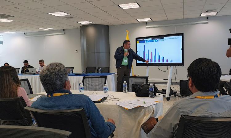 Articulan planificación académica nacional para fortalecer la educación multimodal