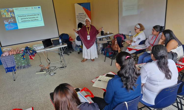 FCM capacita a personal del Hospital de Intibucá en prácticas seguras y respetuosas durante el parto 