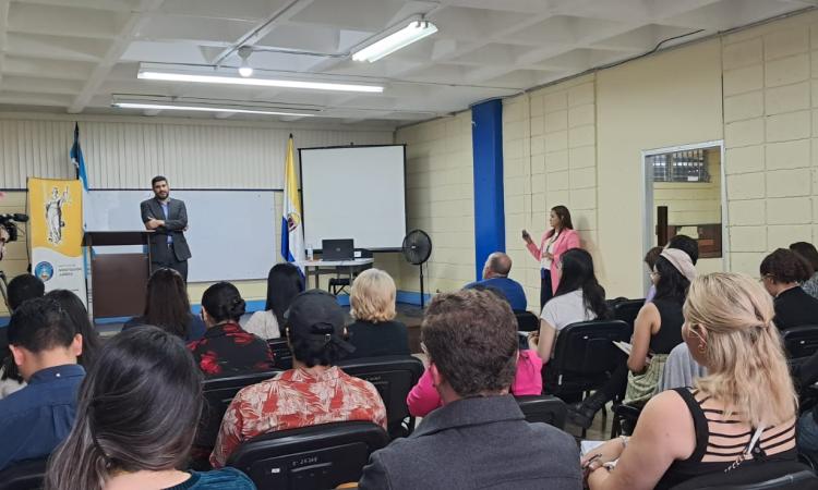 Inicia Taller de Investigación Jurídica en la Universidad Nacional Autónoma de Honduras
