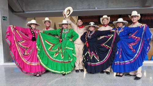 42198000 534108530350549 3026605256684339200 n