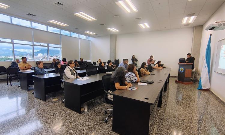 Ciencias Sociales presenta cinco ponencias durante Precongreso de Investigación Científica y Posgrados UNAH 2025