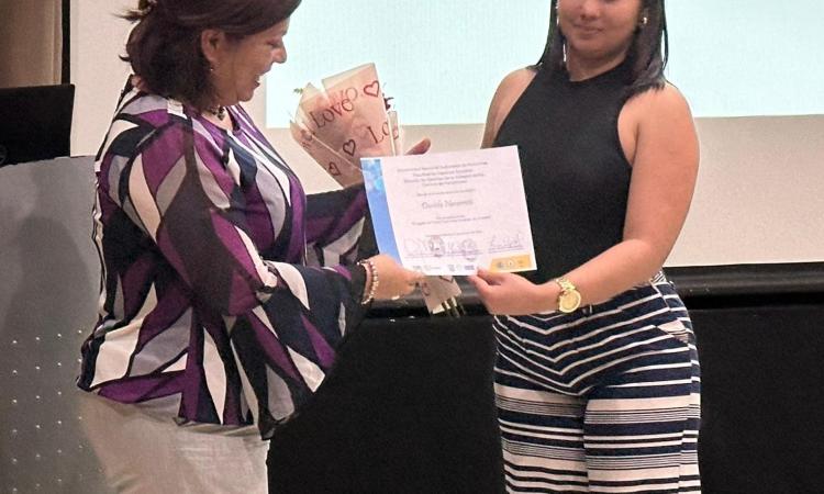 Estudiantes de Periodismo redescubrieron la visión humanista del padre José Trinidad Reyes