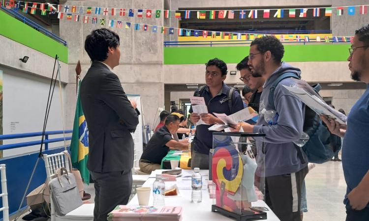 UNAH realiza X edición de Expobecas 2025 