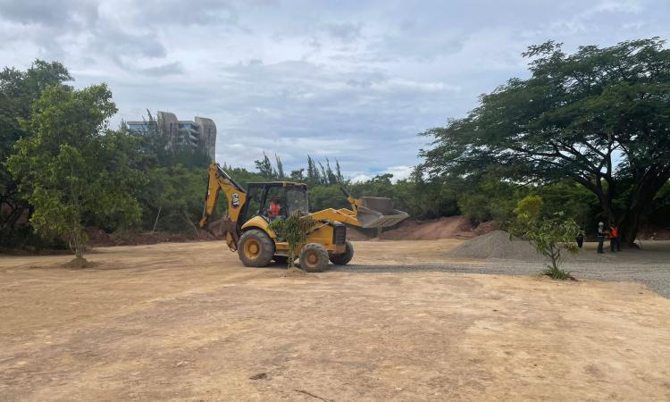 Estacionamiento para 150 vehículos y decenas de motocicletas estará habilitado esta semana