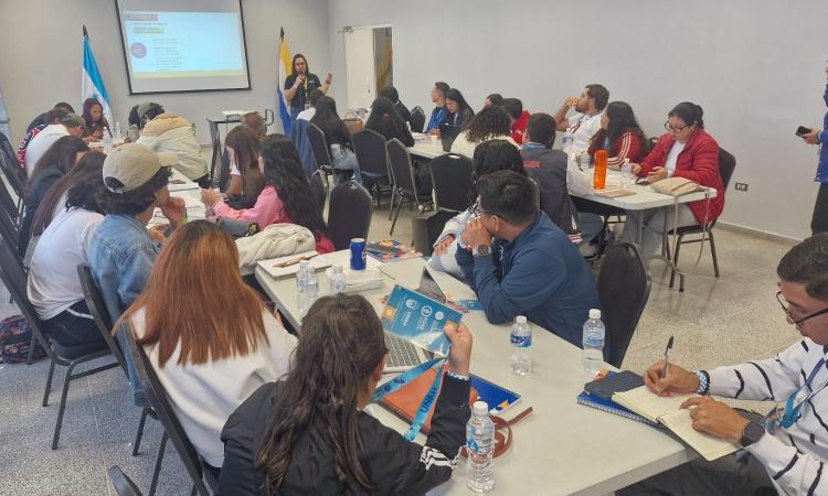 UNAH capacita a sus primeros formadores electorales rumbo a las elecciones estudiantiles de 2026