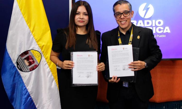 Pasantías electorales, brigadas médicas y educación vial: ejes del acuerdo colaborativo entre la UNAH y Radio América