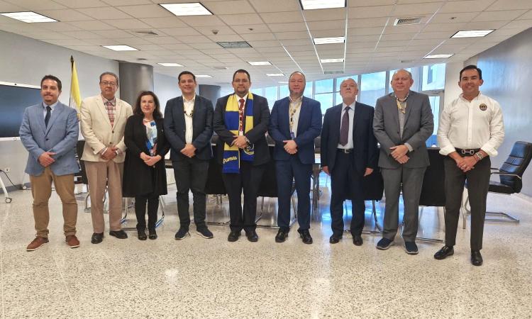 Carrera de Administración y Generación de Empresas avanza hacia la acreditación internacional