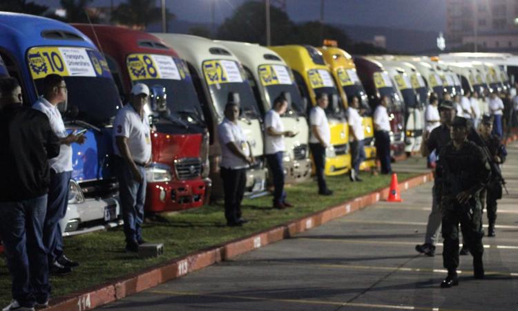Incrementan cantidad de buses del programa Mi Bienestar para brindar transporte gratuito a más estudiantes