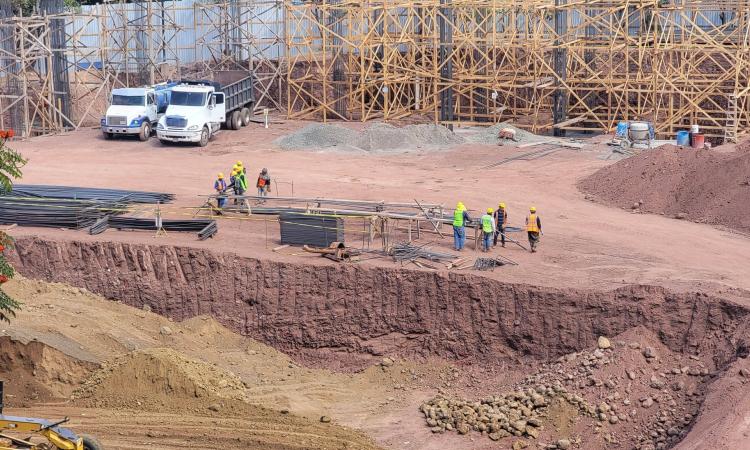 Con más de 18 proyectos, la UNAH impulsa una ambiciosa agenda de infraestructura y modernización académica