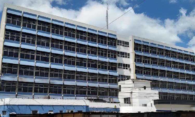 UNAH propone retomar la administración del Hospital Escuela