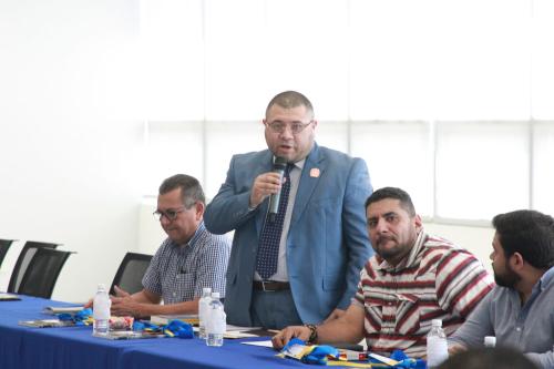 5e5daafc c6d8 4d00 ab93 5cf000ad85ba