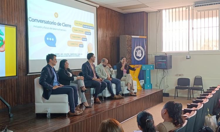 Estudiantes de Mercadotecnia fortalecen su perfil profesional con el evento Marketing & Money