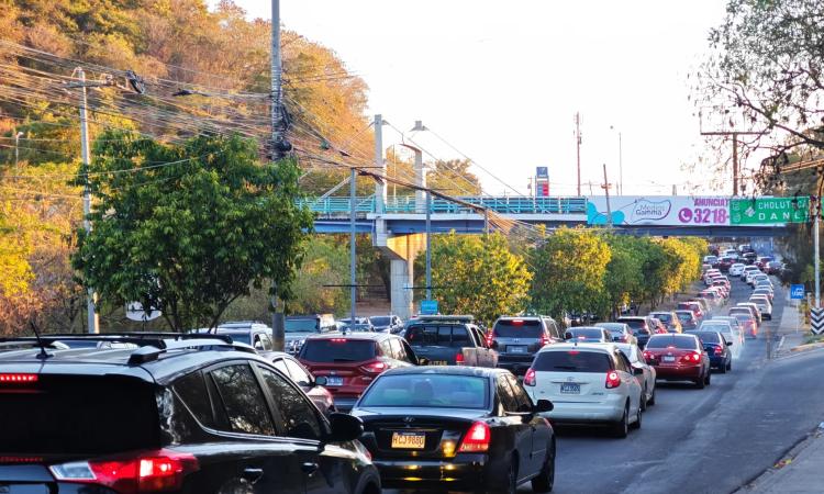 Tráfico y estrés: una crisis diaria que exige soluciones integrales