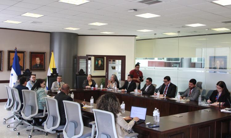 UNAH lidera iniciativa interinstitucional anticorrupción