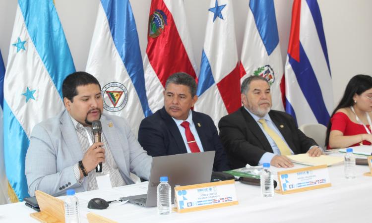 En reunión de Conreve ultiman detalles de mega eventos y celebraciones académicas en el ámbito regional