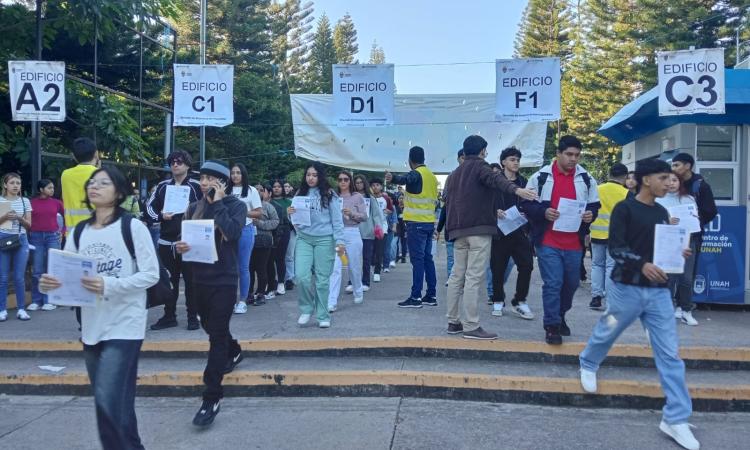 UNAH garantiza transporte gratuito para aspirantes en jornada de la PHUMA