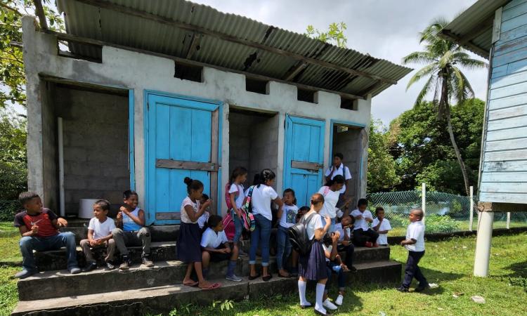 Parásitos golpean a la niñez miskita: investigación de la UNAH detecta 99 % de contagio infantil
