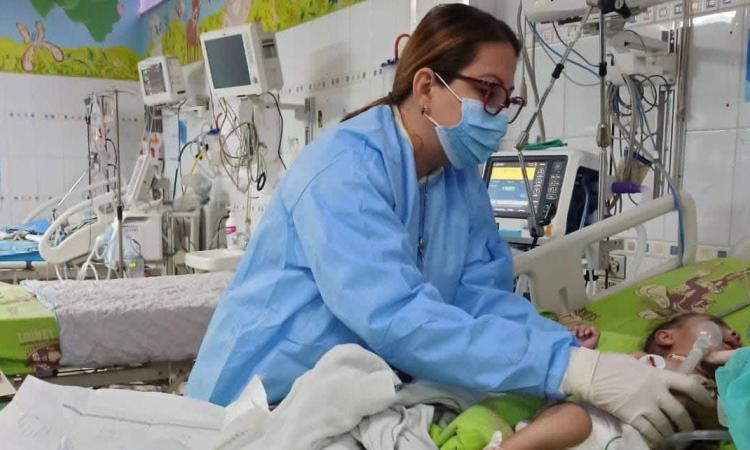 Día Internacional de la Enfermería: historias de esfuerzo y amor detrás del uniforme