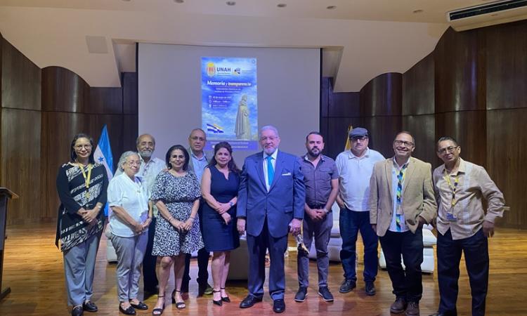 Destacan la historia y evolución del Instituto de Previsión de la UNAH en foro conmemorativo