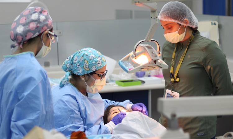 Facultad de Odontología firmará convenios con universidades de Italia, Chile y El Salvador para fortalecer la investigación