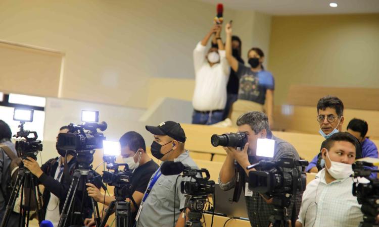 Entre la vocación y el riesgo: el ejercicio del periodismo en Honduras en tiempos de precariedad y violencia