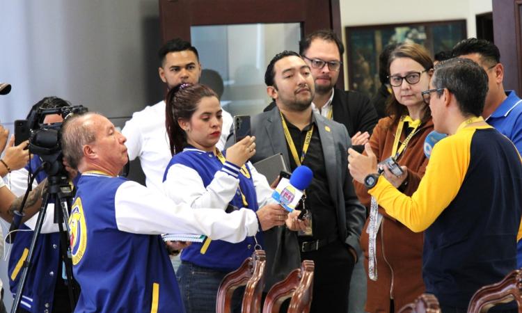 La academia como trinchera de la verdad: el rol de los medios universitarios en el periodismo hondureño