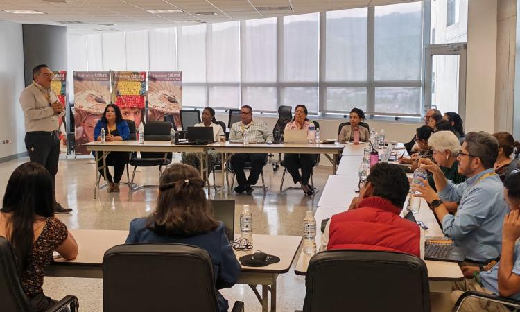 UNAH apuesta por la multimodalidad para llegar a más estudiantes dentro y fuera de Honduras